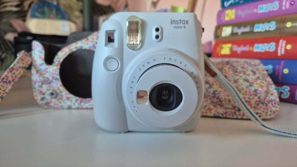 Instax Mini 9 met hoes selfie camera, Gebruikt, Compact, Ophalen of Verzenden, Fuji