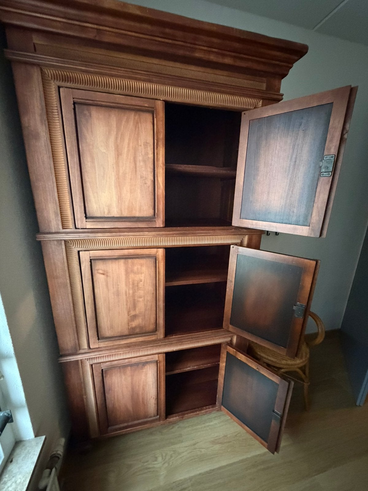 Mooiw unieke  kersenhouten kast, Ophalen