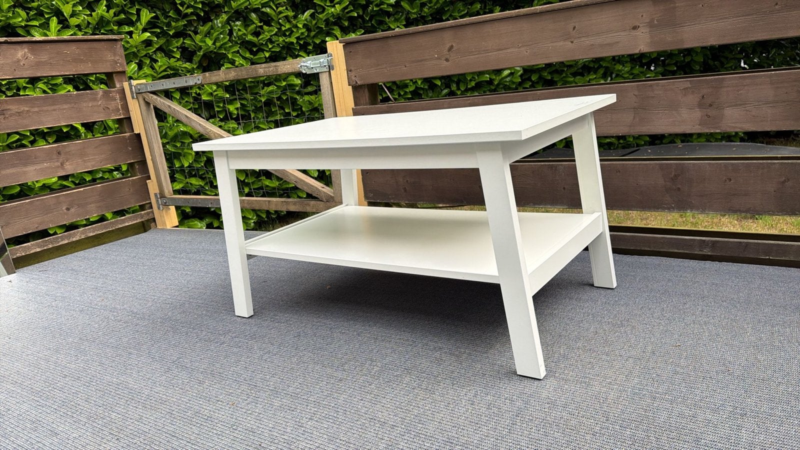 Witte salontafel met opbergplank, Huis en Inrichting, Ophalen, Gebruikt, 50 tot 100 cm, Minder dan 50 cm