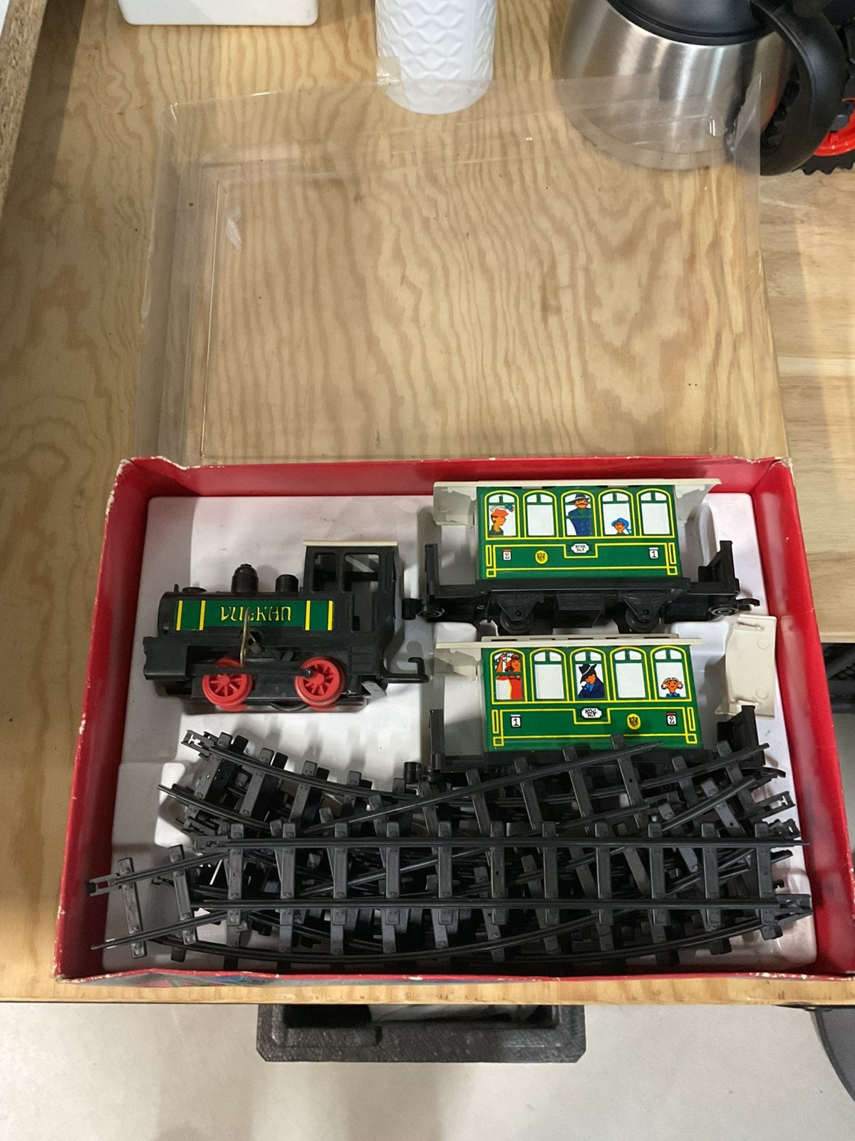 Vintage blikken opwind trein Vilkan in doos met rails erbij, Ophalen