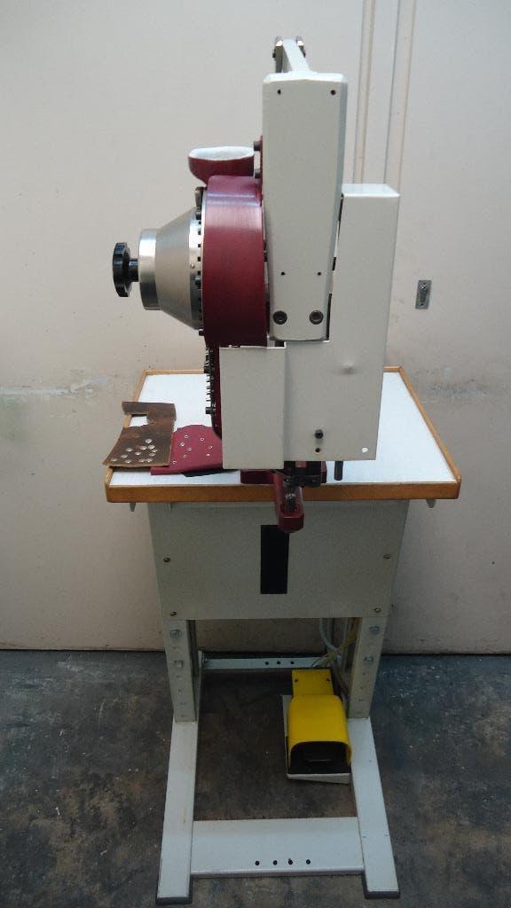 Industrie Ring machine Automaat, Overige merken, Gebruikt, Ophalen of Verzenden, Naaimachine