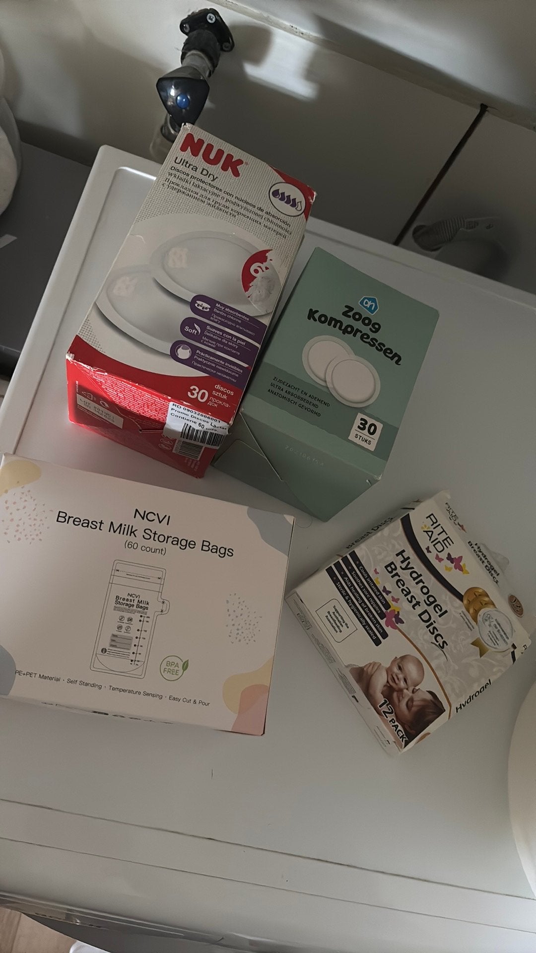 Zoogcompressen melk zakjes GRATIS, Ophalen, Zo goed als nieuw