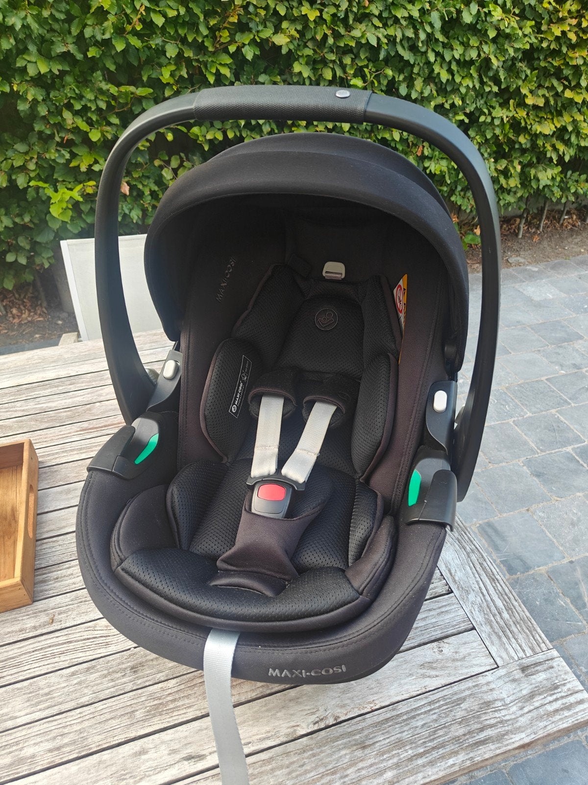Maxi-Cosi Pebble 360 Pro 2 + familyfix pro!, Ophalen, Zo goed als nieuw, 0 t/m 13 kg, Maxi-Cosi