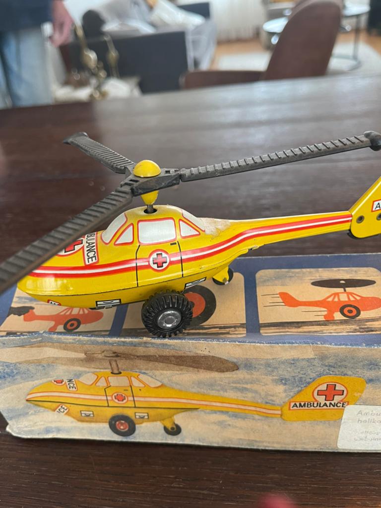 Vintage Ambulance Helikopter Speelgoed, Ophalen of Verzenden, Gebruikt