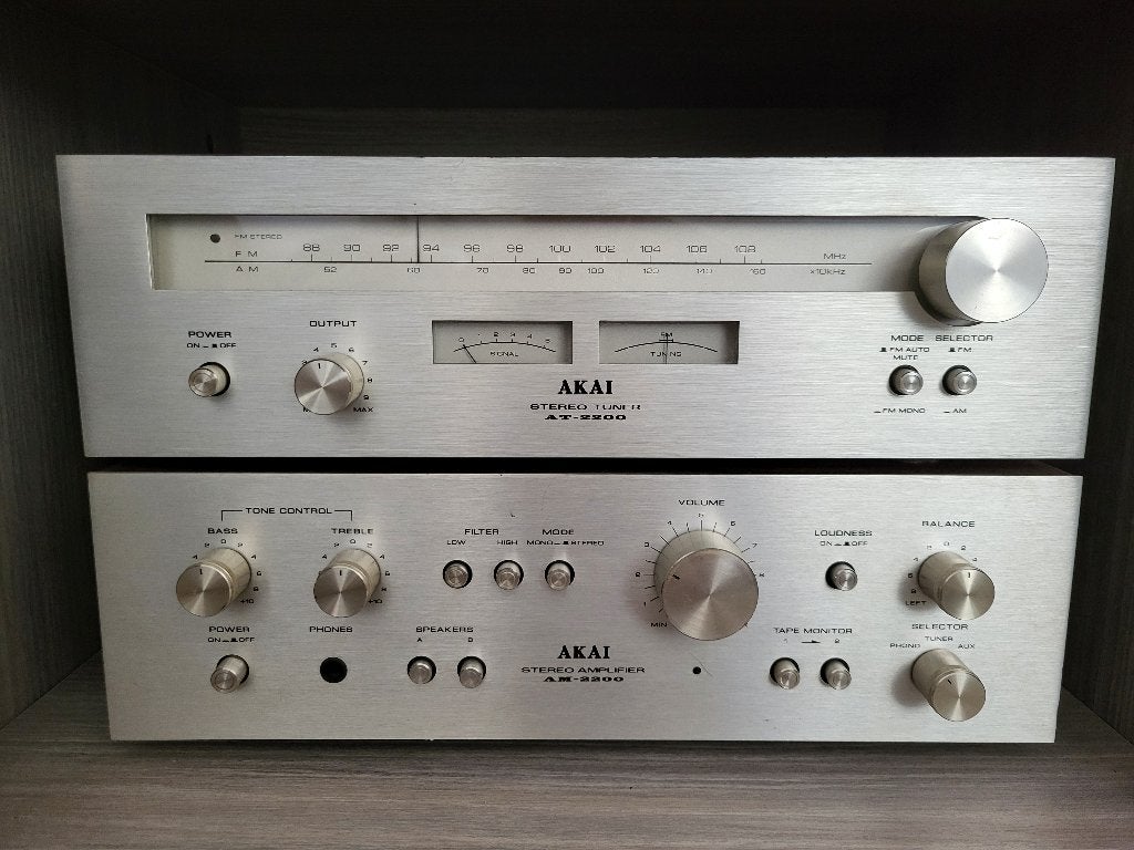 Akai Vintage Versterker AM-2200 & Tuner AT-2200, Zo goed als nieuw, Ophalen, Overige merken, Minder dan 60 watt