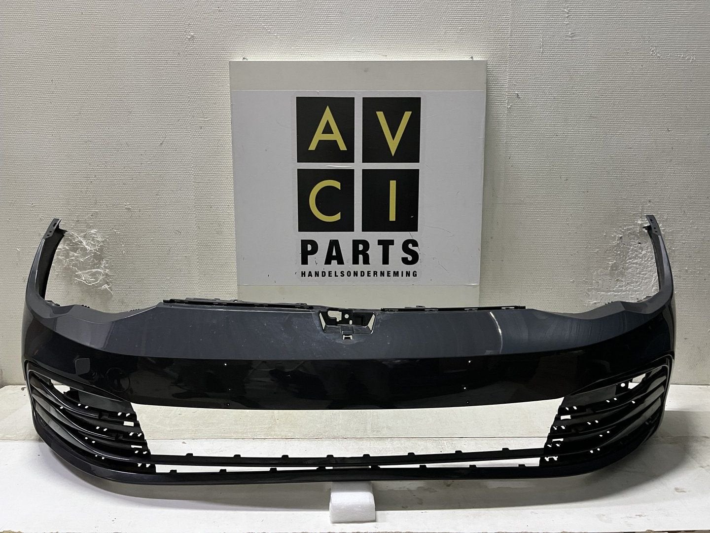 VW 5H GOLF 8 VOORBUMPER 5H0807221H  2020-, Auto-onderdelen, Carrosserie en Plaatwerk, Gebruikt, -, -, Ophalen of Verzenden
