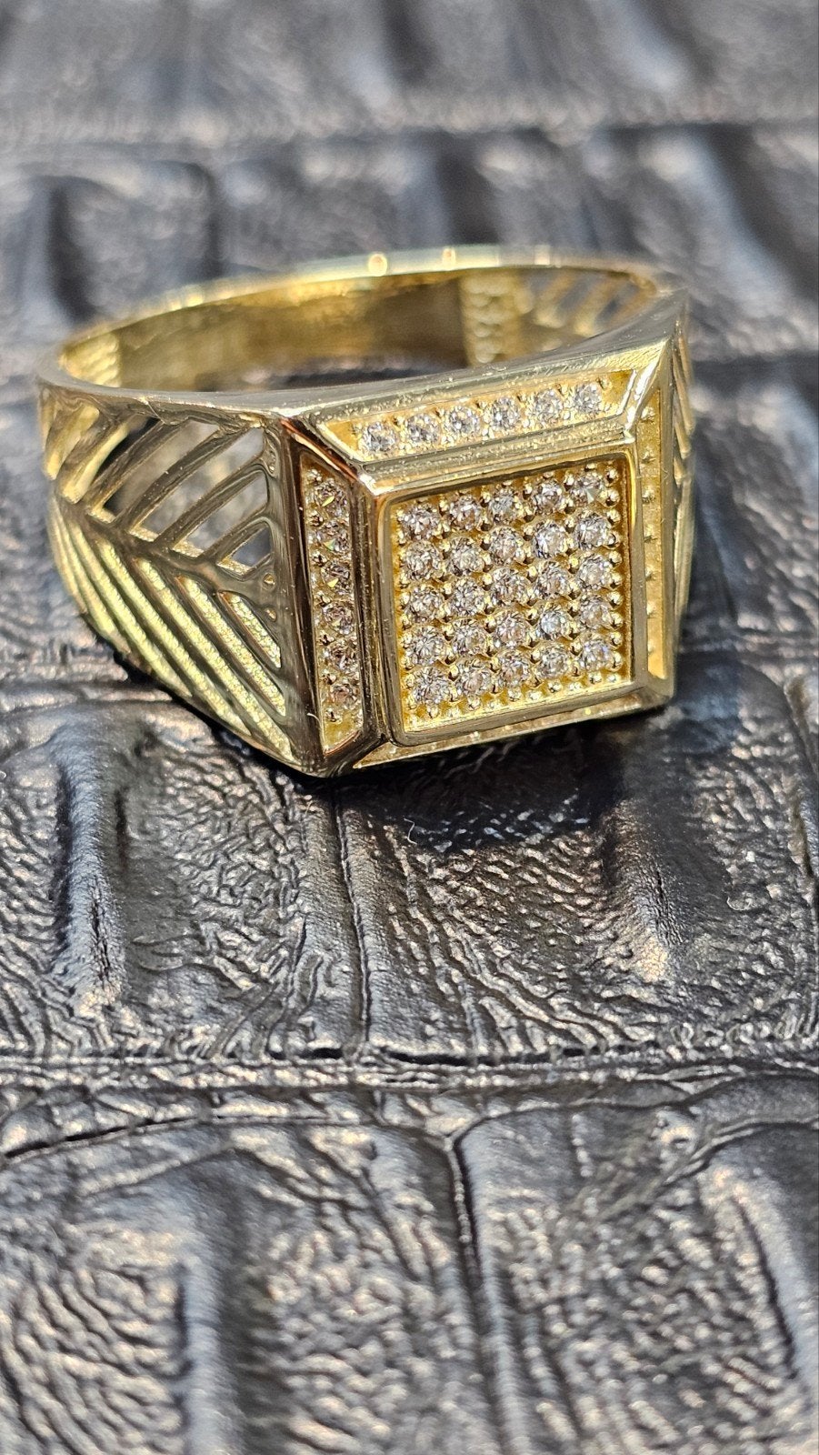 Prachtige 14karaat Zegelring, 20 of groter, Heer, Nieuw, Ophalen of Verzenden