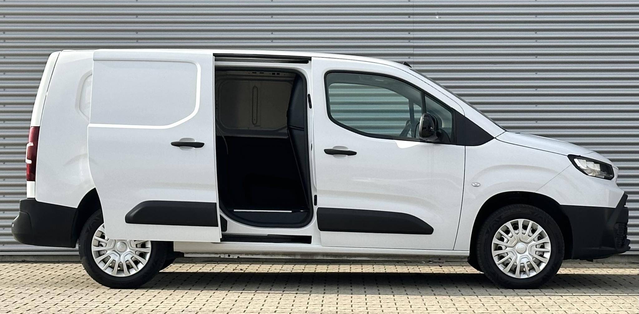 Toyota PROACE CITY 1.5 D-4D Live L2 extra lang, Voorwielaandrijving, Verwarmde buitenspiegels, Gebruikt, Euro 6