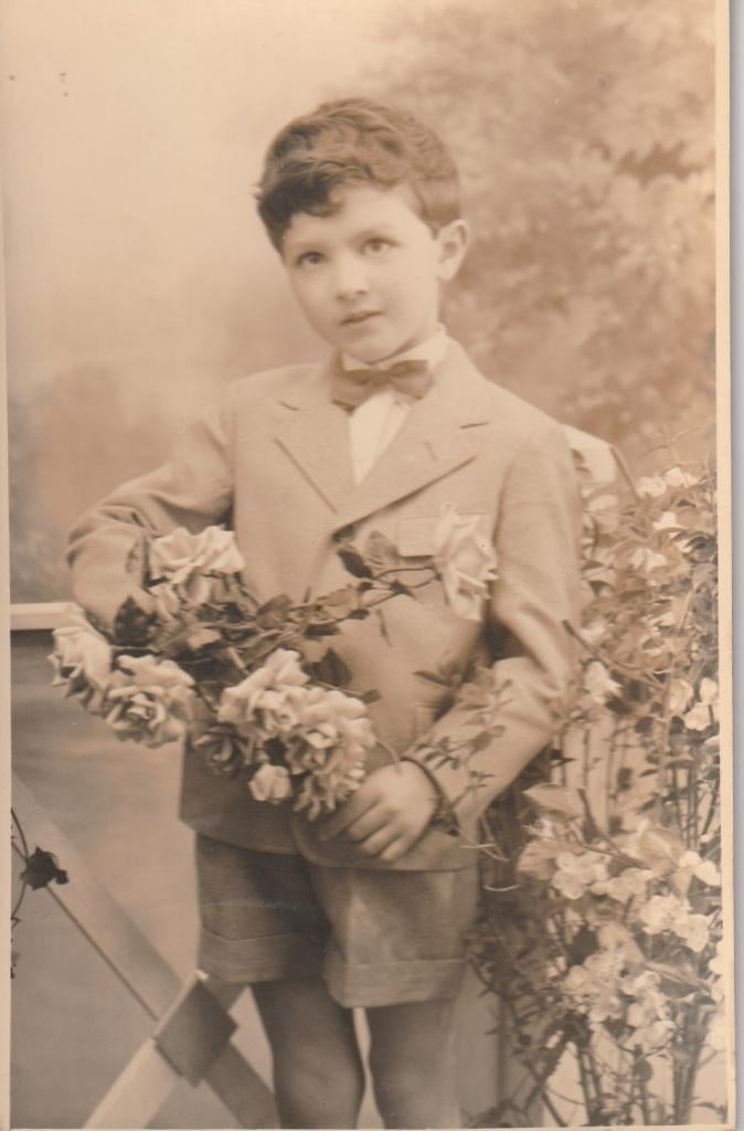 fotokaart   -  jongen met de  bloemen, Verzenden, Voor 1940, Zo goed als nieuw, Kind