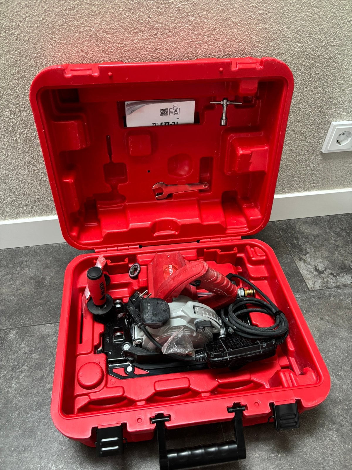 Rubi TC-125  G2 Tegelzaagmachine incl. geleider, Ophalen, Gebruikt, Invalzaag, 30 tot 70 mm