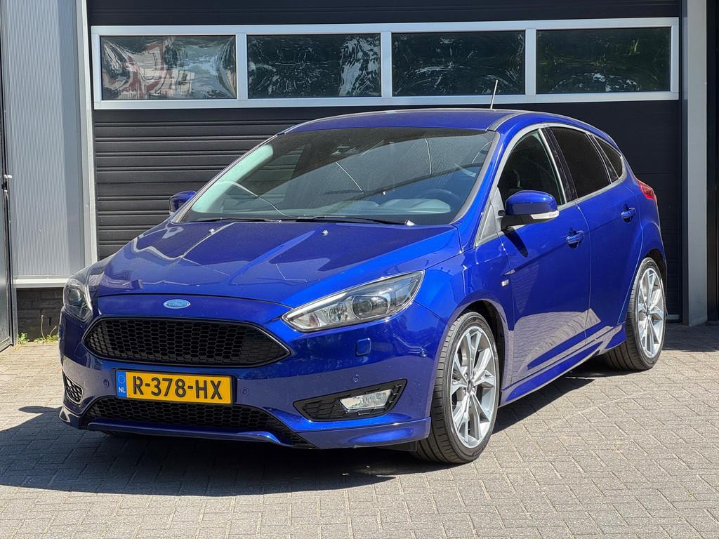 Ford Focus Wagon 1.0 ST Line Navi, Camera, Climate, Cruise,, Gebruikt, Euro 6, Blauw, Lichtsensor