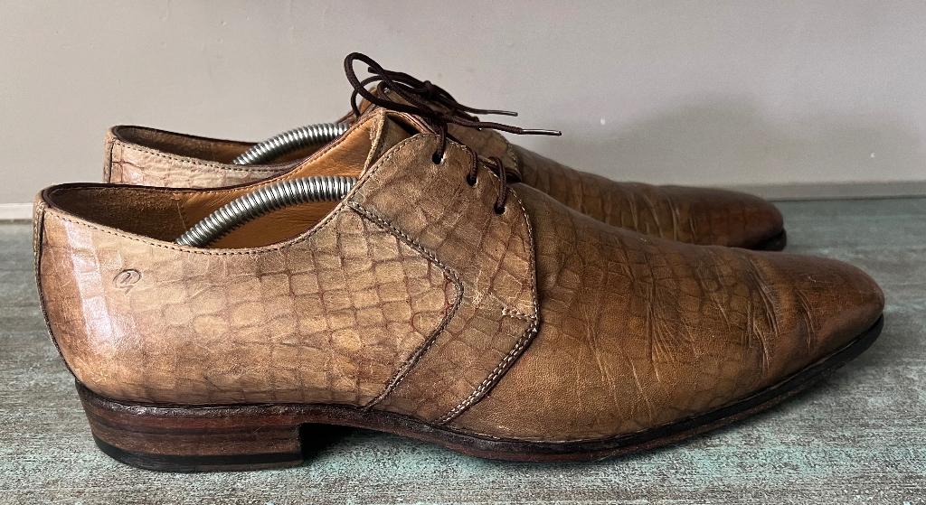 Greve. Leren schoenen.  Met 43 1/2., Overige kleuren, Ophalen of Verzenden, Zo goed als nieuw, Greve