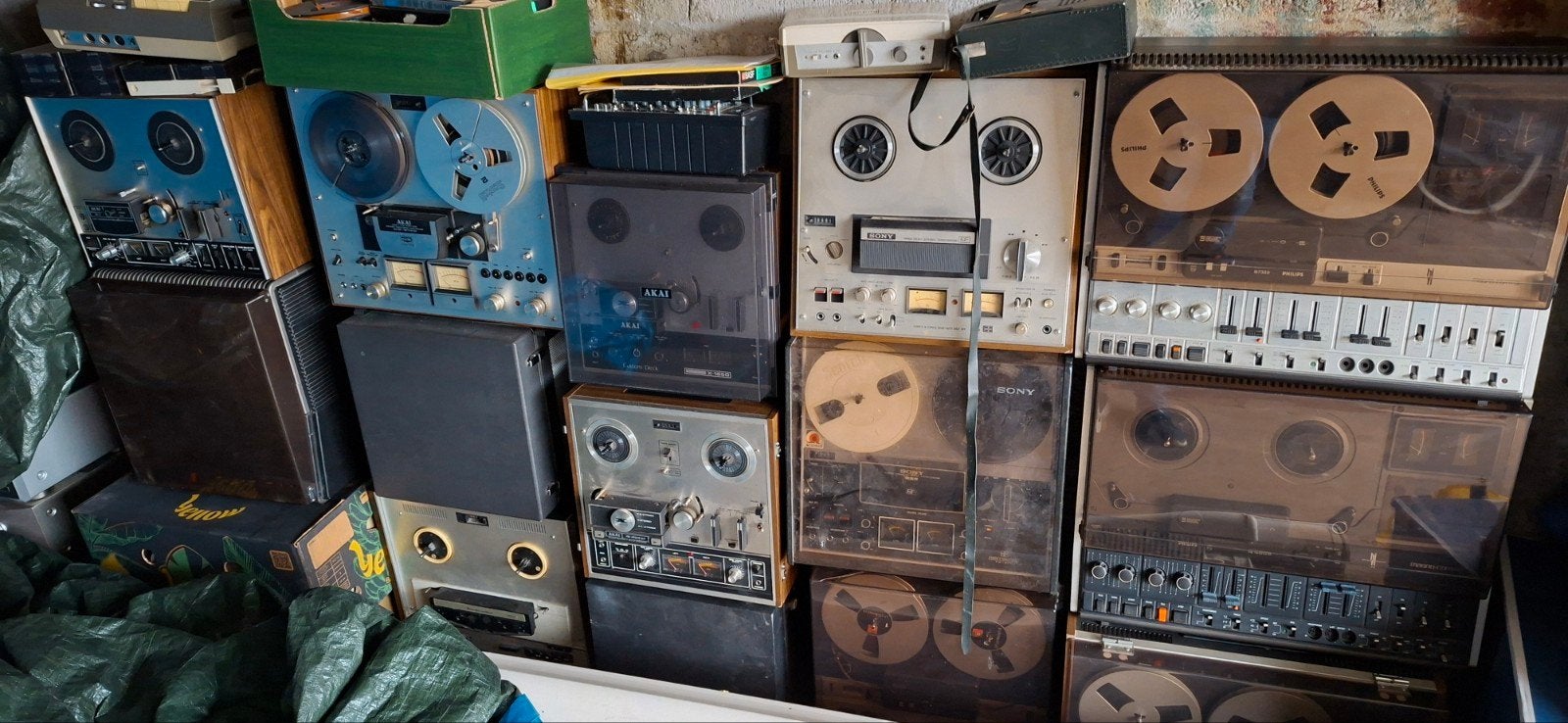 ca 15 x bandrecorders Akai - Philips - Sony ( opknappers ), Audio, Tv en Foto, Ophalen of Verzenden, Bandrecorder, Met banden