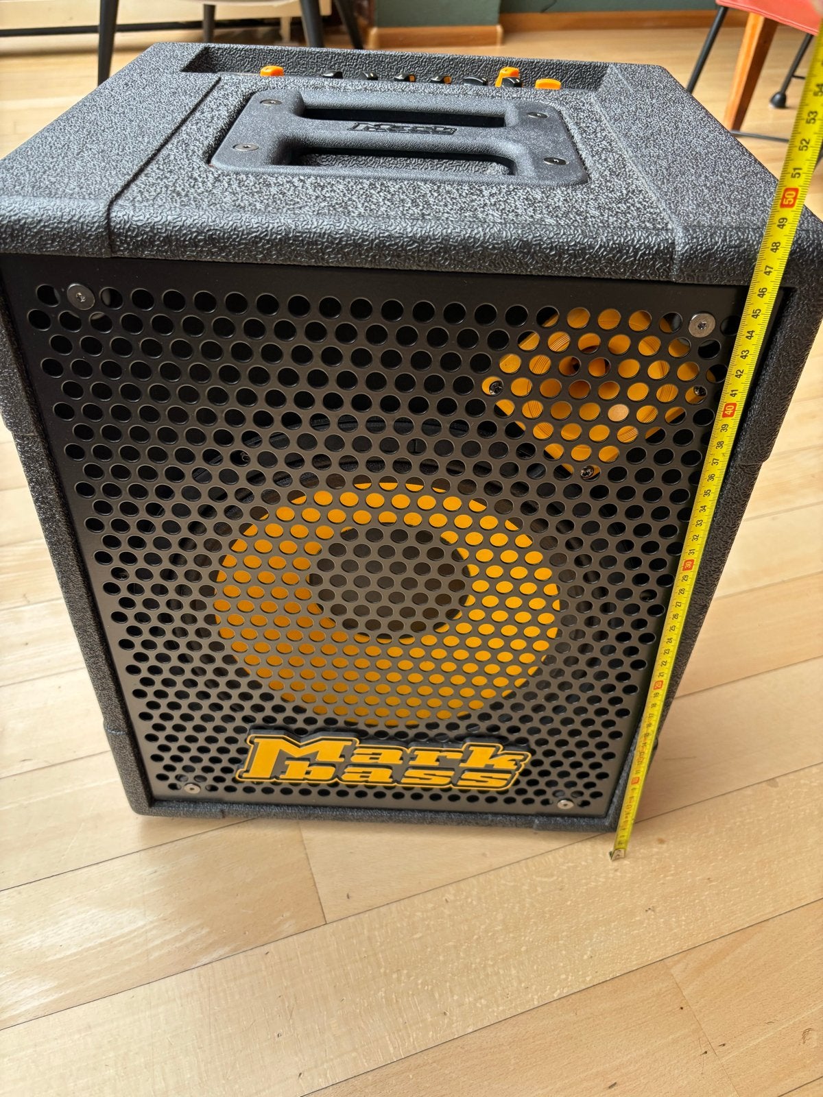 Markbass Little Mark Black Line 300 basversterker, Ophalen of Verzenden, Zo goed als nieuw, Basgitaar, 100 watt of meer