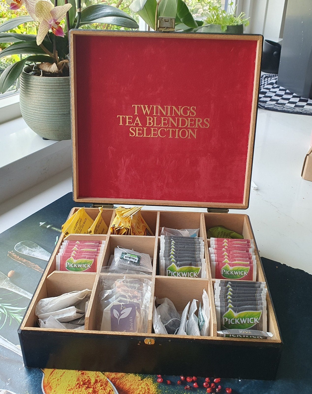 Theedoos Twinings Blenders, Ophalen of Verzenden, Theezakje(s)