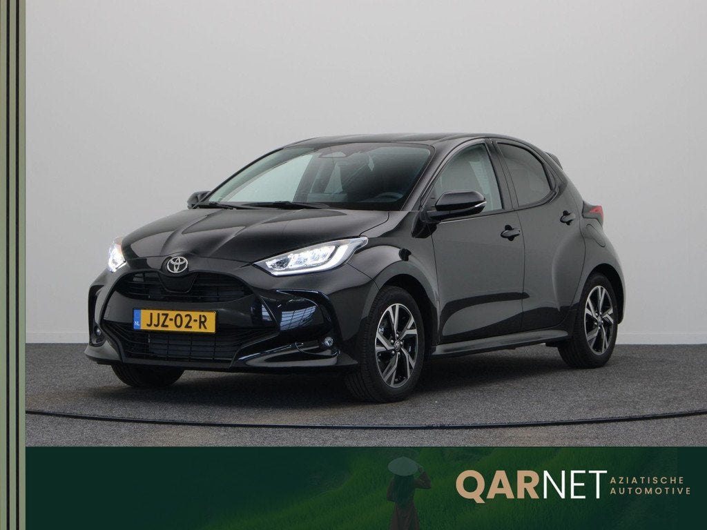 Toyota Yaris 1.5 Hybrid 115 Dynamic | Stoel en Stuurverwarmi, Gebruikt, Euro 6, Zwart, 1490 cc