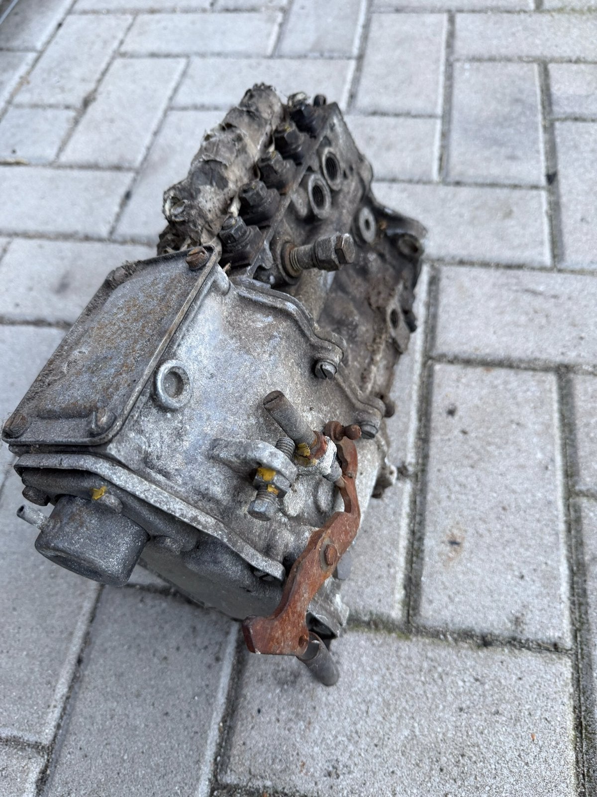 Mercedes dieselpomp 5 cilinder, Ophalen of Verzenden