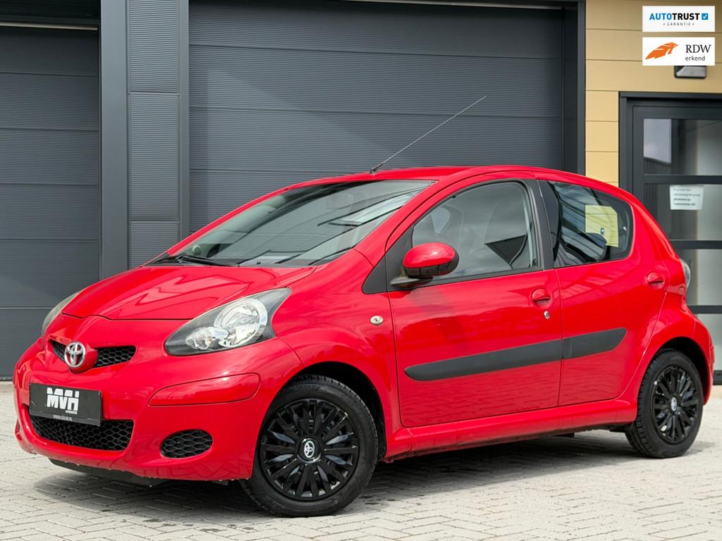 Toyota Aygo 1.0-12V Comfort - Airco - Nieuwstaat - 27500 KM, Auto's, Toyota, Bedrijf, Te koop, Aygo, ABS, Airbags, Airconditioning