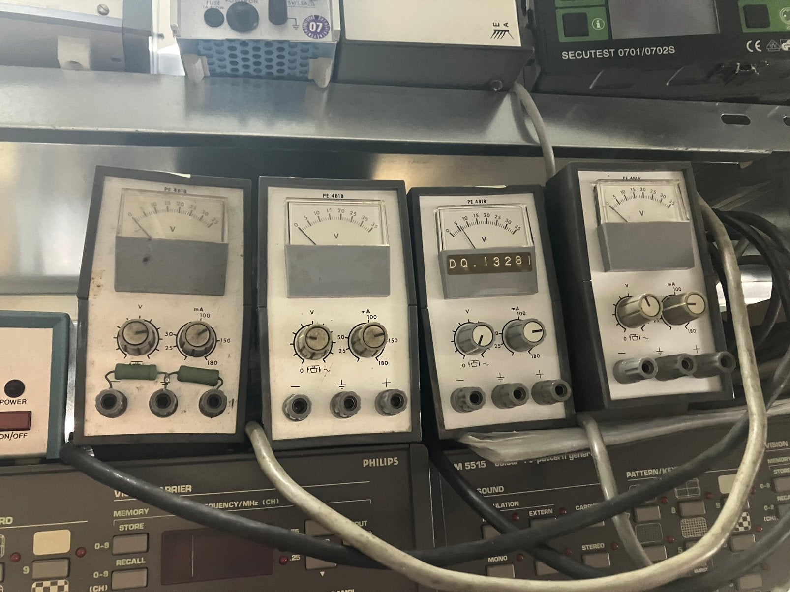 Philips  pe4818 voedingen 4x, Gebruikt, Elektriciteit, Ophalen of Verzenden, Ehv