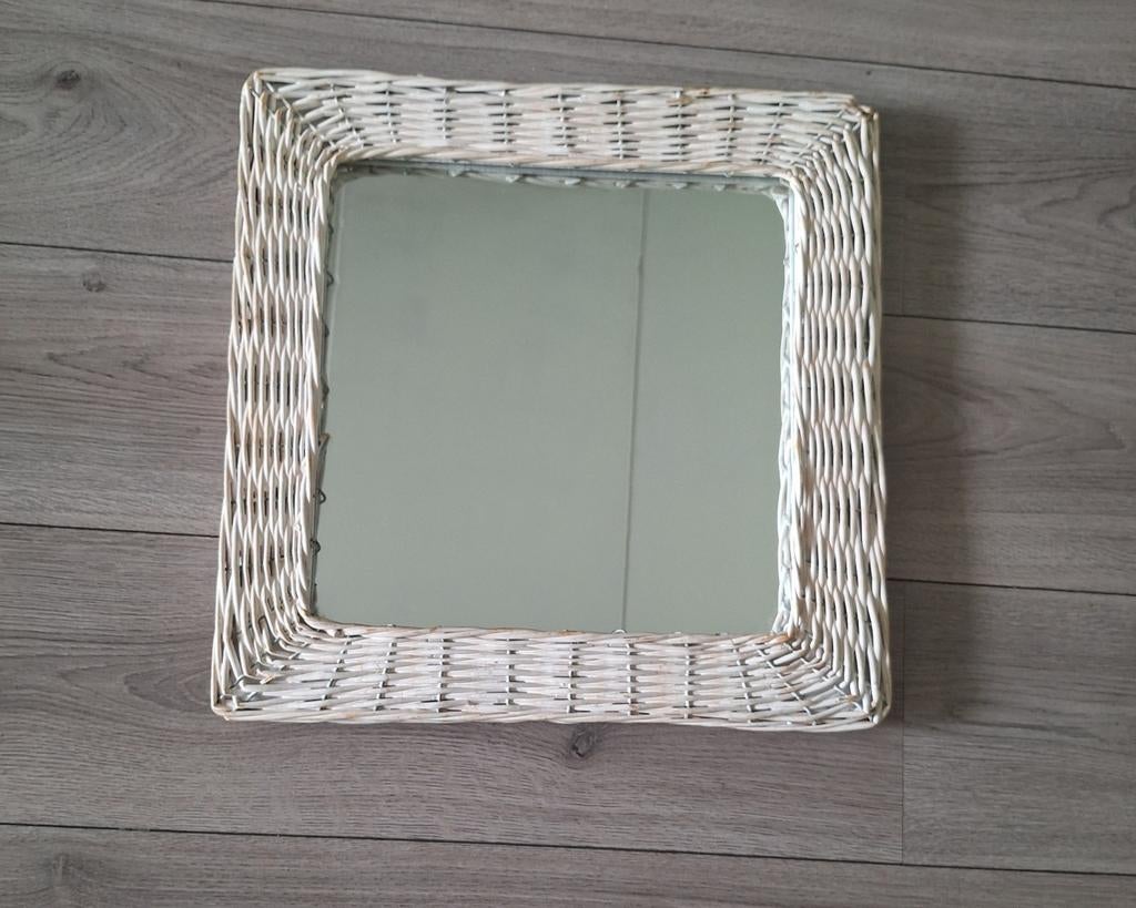 Rotan spiegel wit landelijk rechthoek 45 cm, Huis en Inrichting, Woonaccessoires | Spiegels, Minder dan 50 cm, Gebruikt, Ophalen of Verzenden