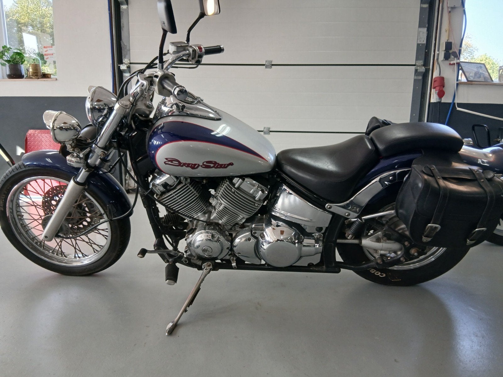 Yamaha Drag Star XVS 650 . Nette motor . Loopt super ., Motoren, 2 cilinders, Chopper, Minimaal motorrijbewijs A2, Handgeschakeld
