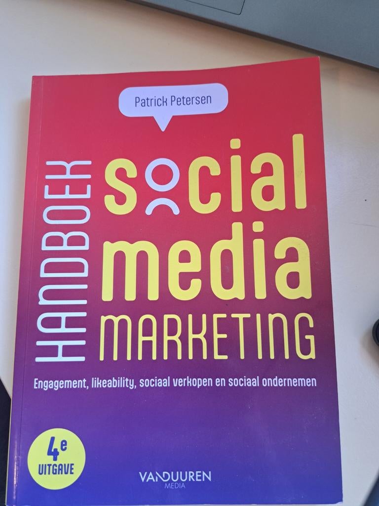 Handboek Social Media Marketing - Patrick Petersen (4e ed.), Ophalen of Verzenden, Zo goed als nieuw, Economie en Marketing, Patrick Petersen