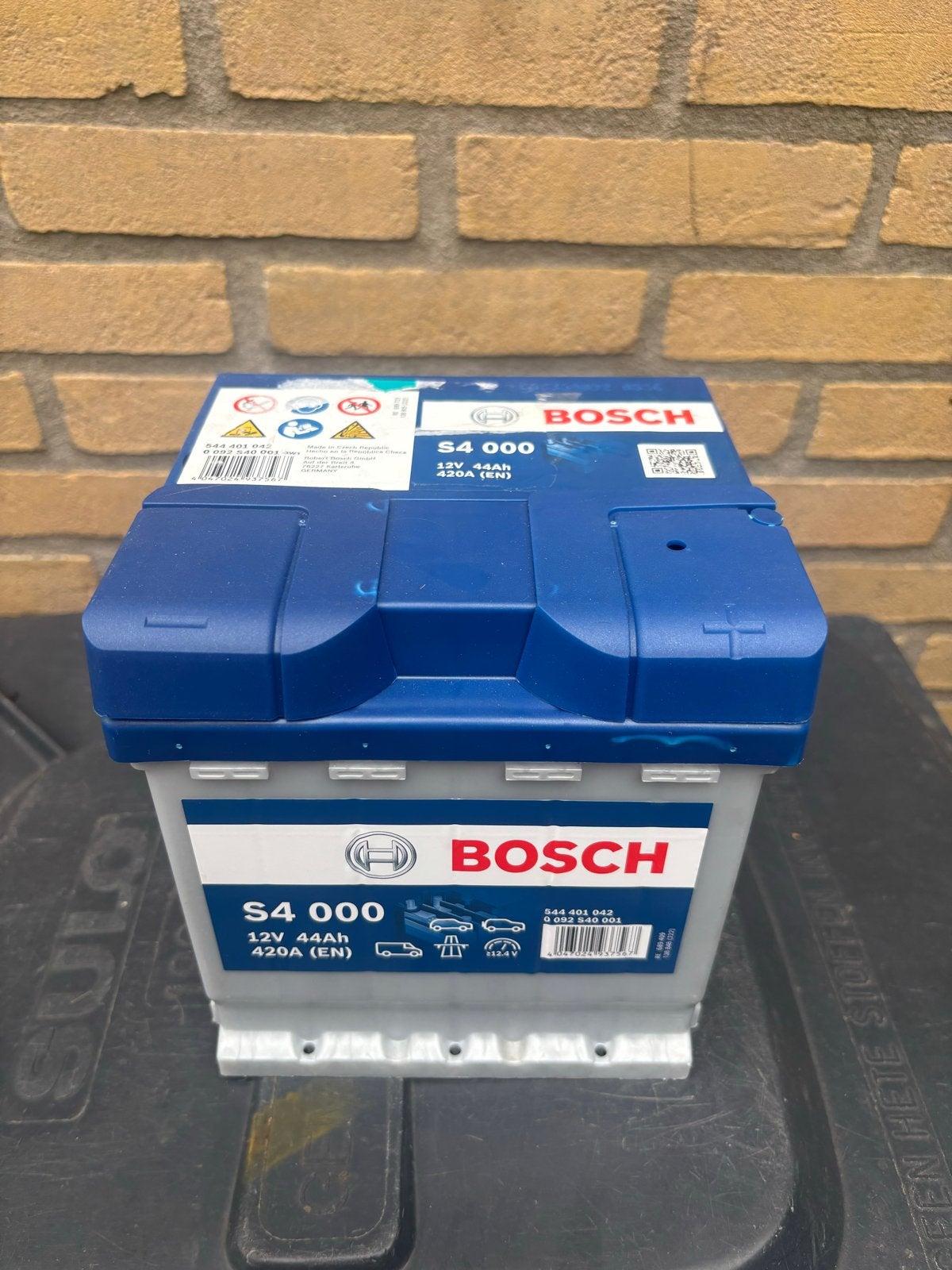Bosch S4 000 Auto Accu 12V 44Ah 420A (EN), Ophalen of Verzenden, Nieuw, Universele onderdelen