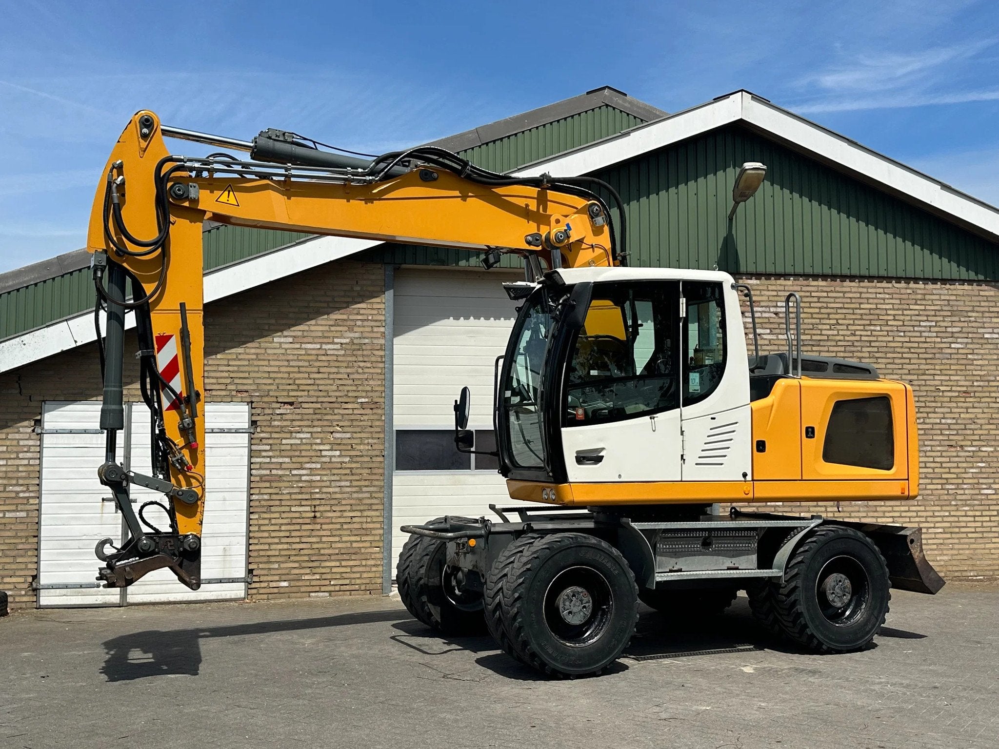 Liebherr A918 (bj 2013)