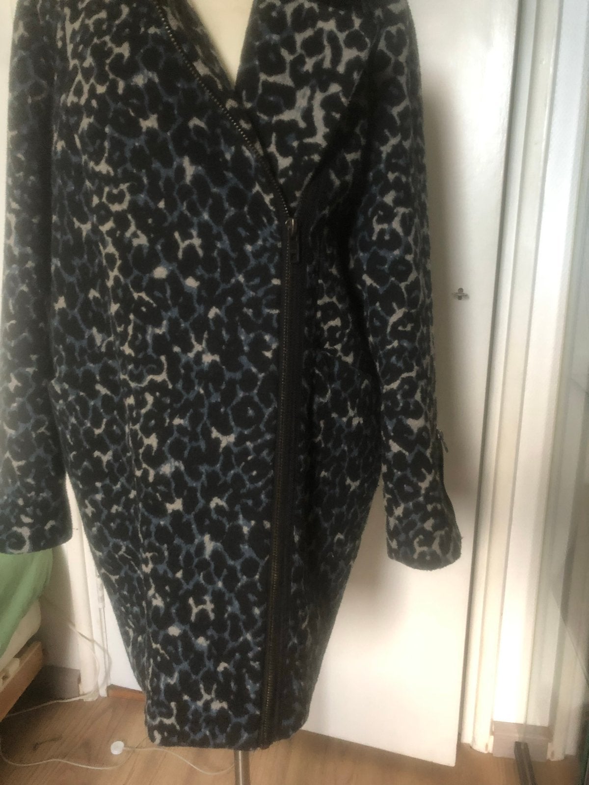 DIDI jas met print en knopen - Maat M, Ophalen of Verzenden, Gedragen, Maat 38/40 (M), Meerkleurig