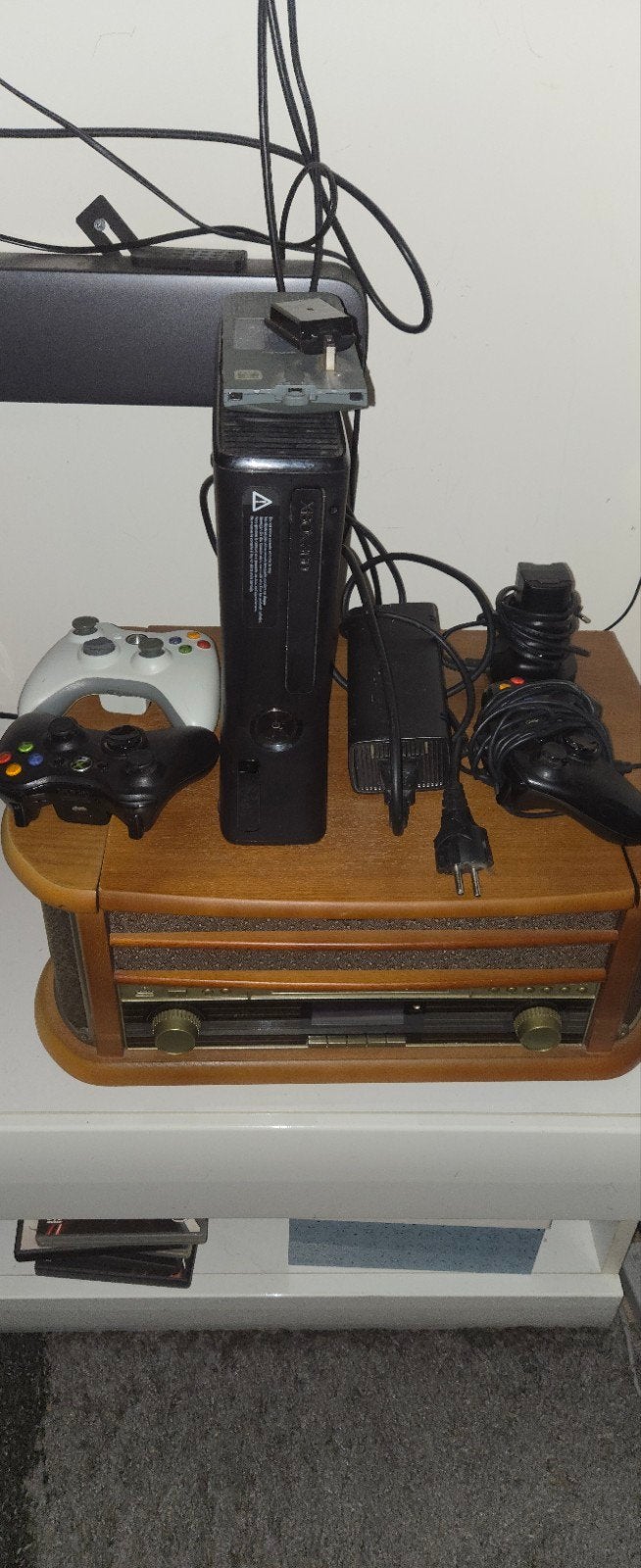 Xbox 360  elite met 3 controllers en accessoires, Ophalen of Verzenden, Gebruikt, Met 2 controllers, Met games