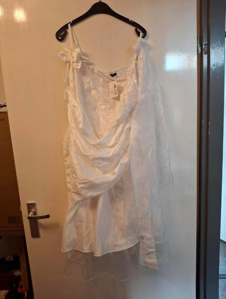 Nieuw witte galajurk maat 46, Galajurk, Wit, Maat 46/48 (XL) of groter, Nieuw