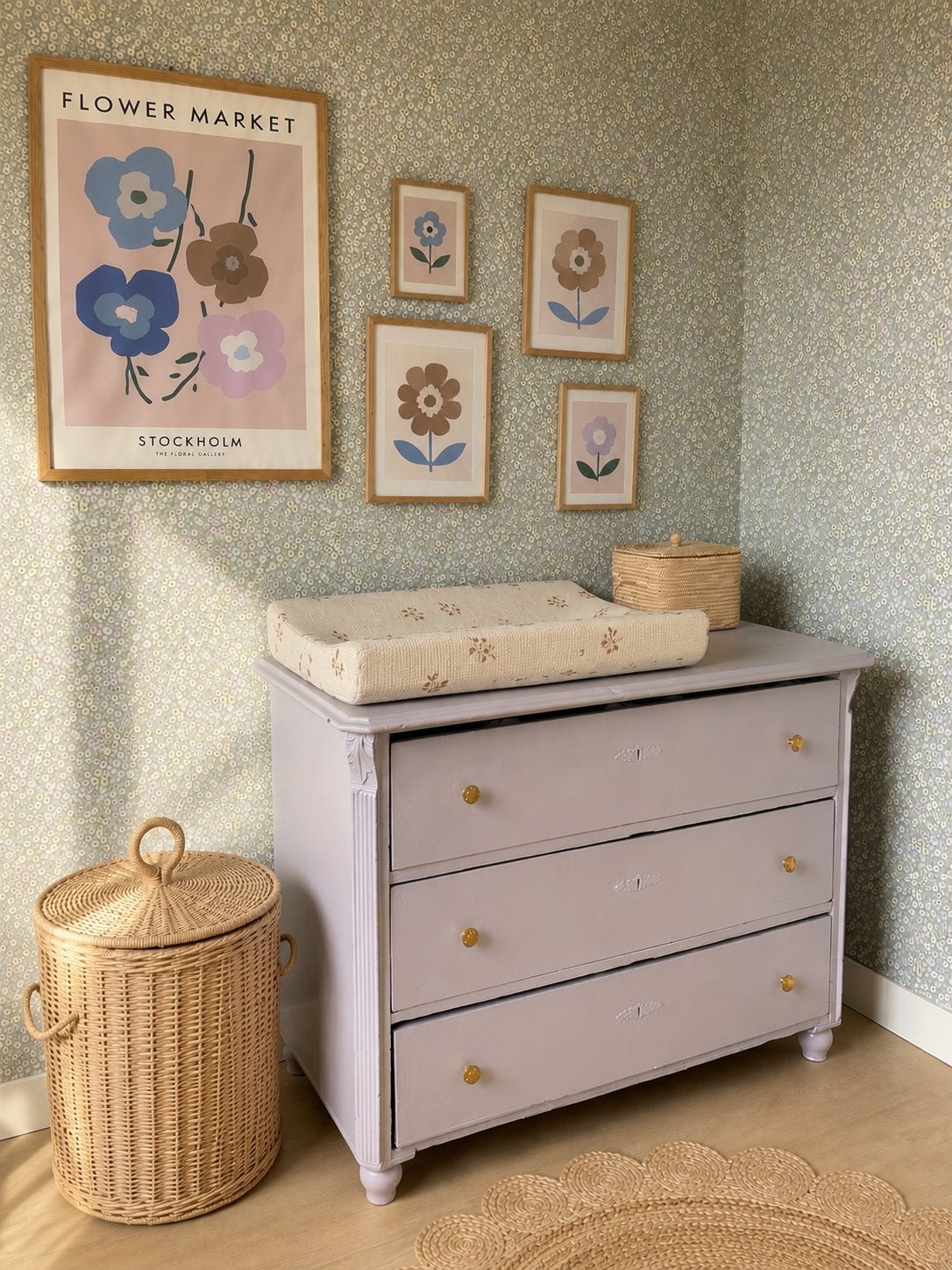 Vintage baby commode / dressoir kast met messing grepen, Huis en Inrichting, Kasten | Dressoirs, Gebruikt, 100 tot 150 cm, 50 tot 75 cm