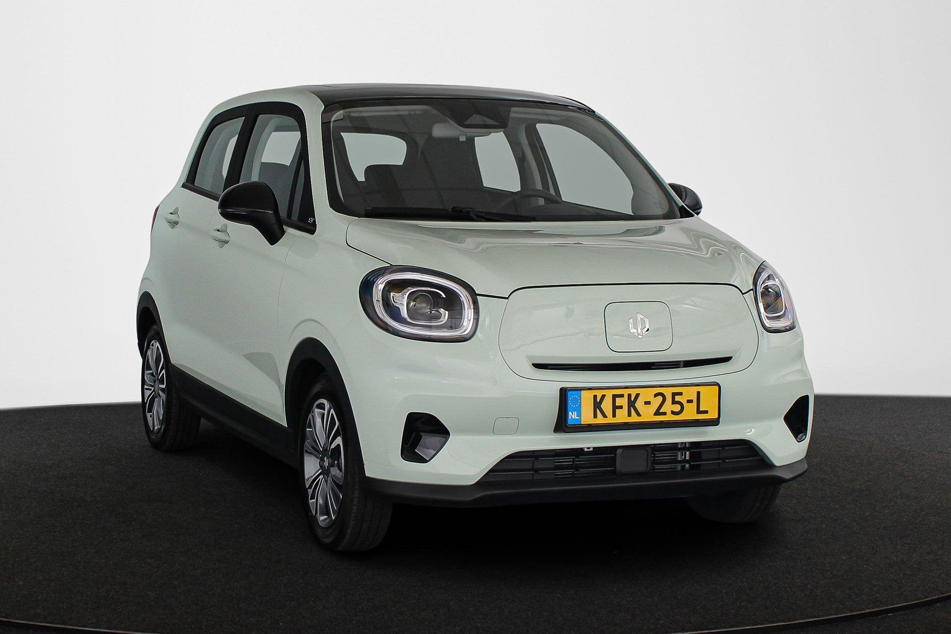 Leapmotor T03 Design 37.3 kWh / Camera / Panoramadak, Auto's, Leapmotor, Stof, 4 stoelen, Geïmporteerd, 1150 kg