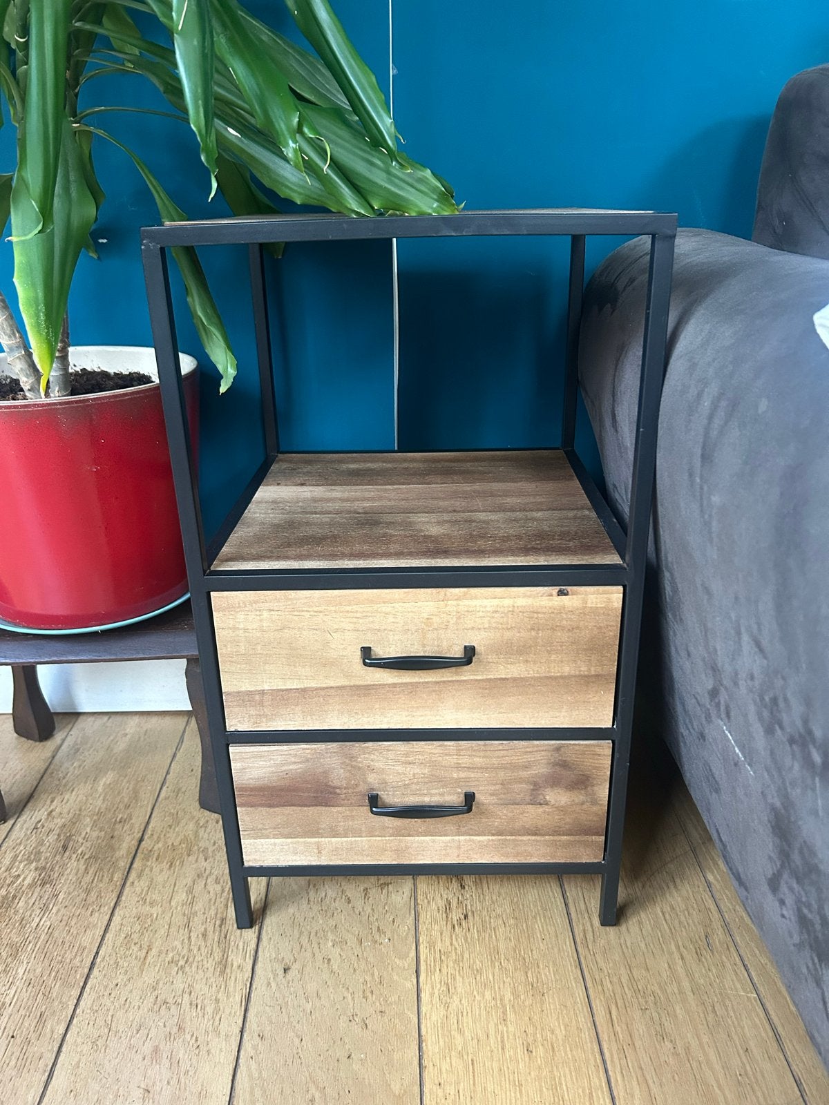 Leuk kastje Xenos met twee lades, Ophalen, Minder dan 50 cm, 1 of 2 laden, Zo goed als nieuw
