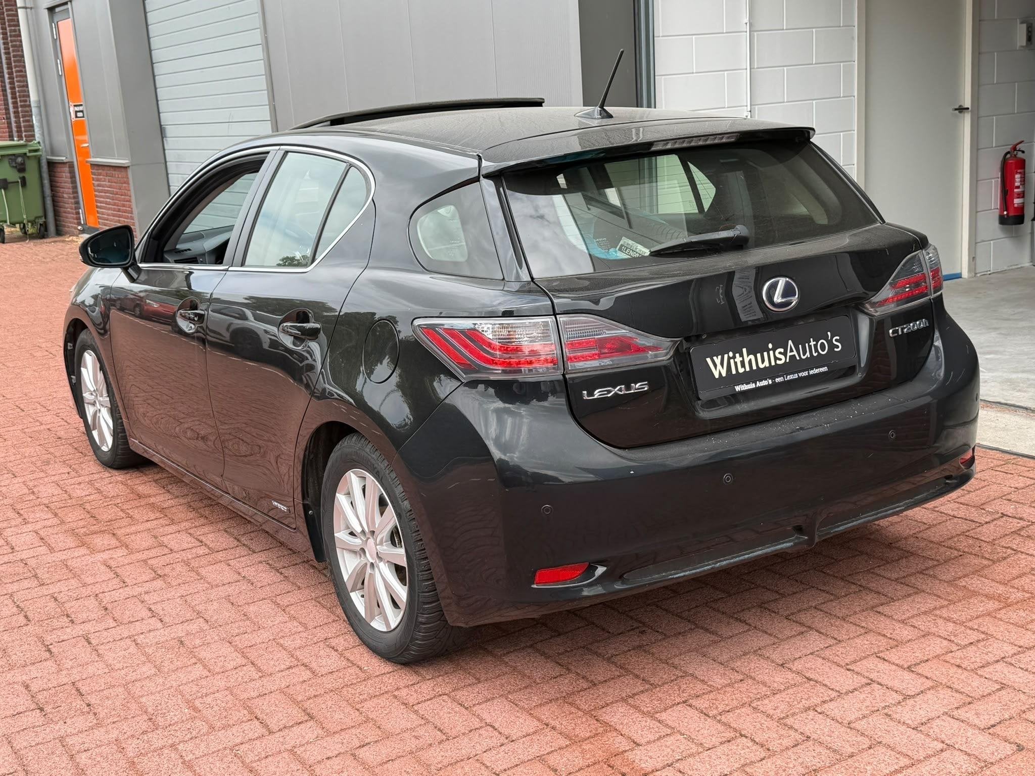 Lexus CT 200h Luxury Line MarkLevinson Dakraam *1e eigenaar*, Euro 5, 136 pk, Gebruikt, 4 cilinders