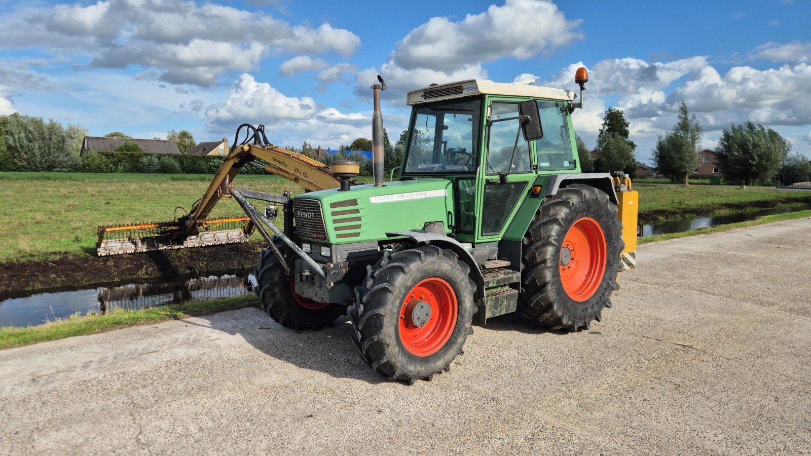 fendt 308 met herder maaiarm €20000,00 ex, 80 tot 120 Pk, Gebruikt, Ophalen of Verzenden, Fendt