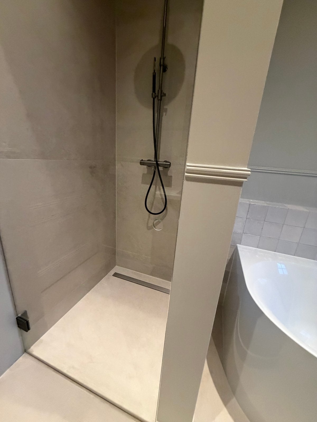 Douchedeur 84,5x213,5cm zonder scharnieren, Ophalen, Zo goed als nieuw, Met douche