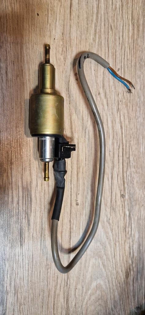 Webasto DP30 12 volt brandstofpomp, Ophalen of Verzenden, Gebruikt, Universele onderdelen