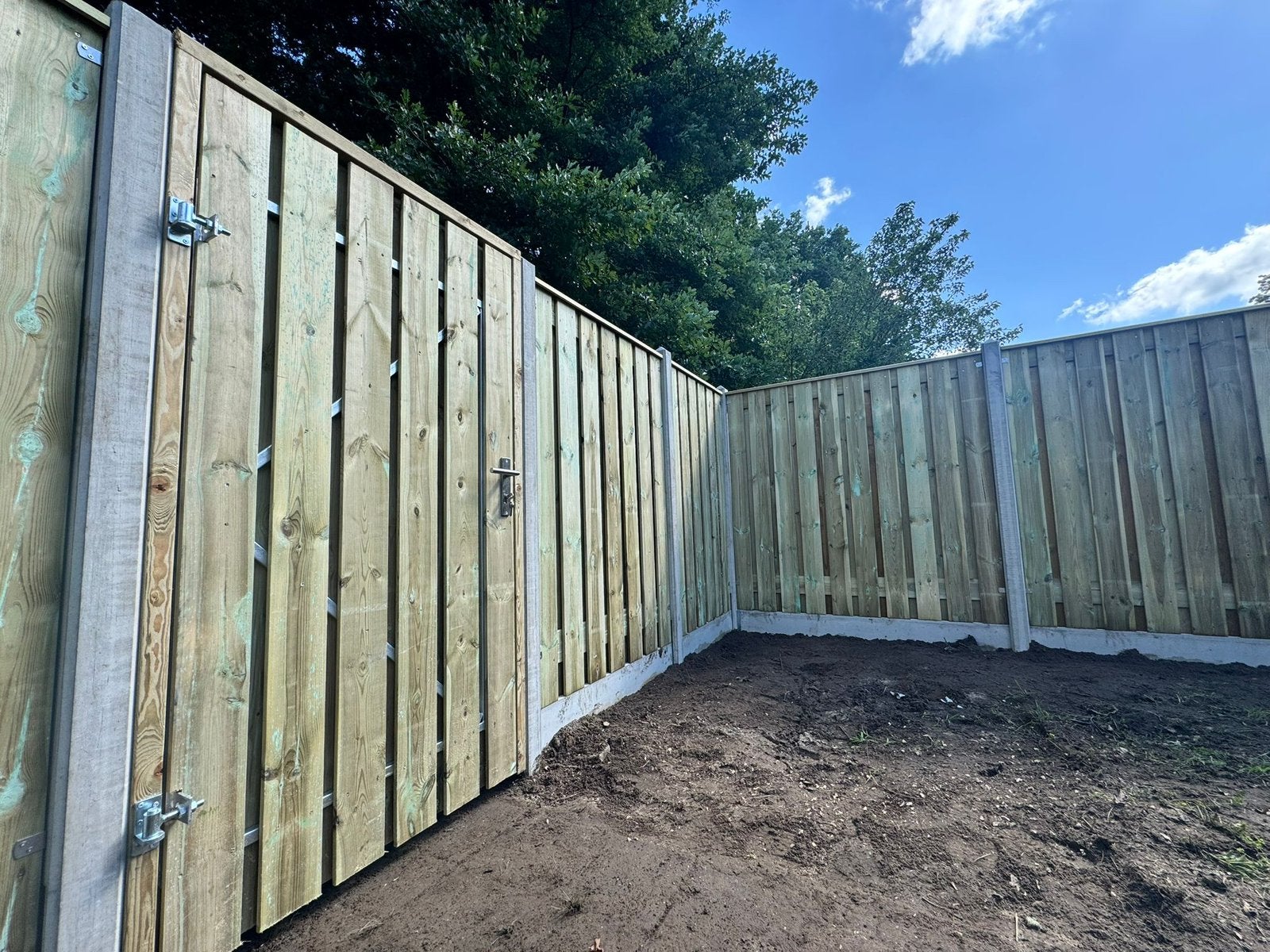 Hout beton schuttingen incl montage vanaf € 110 pm, Tuin en Terras, Schuttingen, Ophalen, 1 tot 2 meter, 6 meter of meer, Zo goed als nieuw