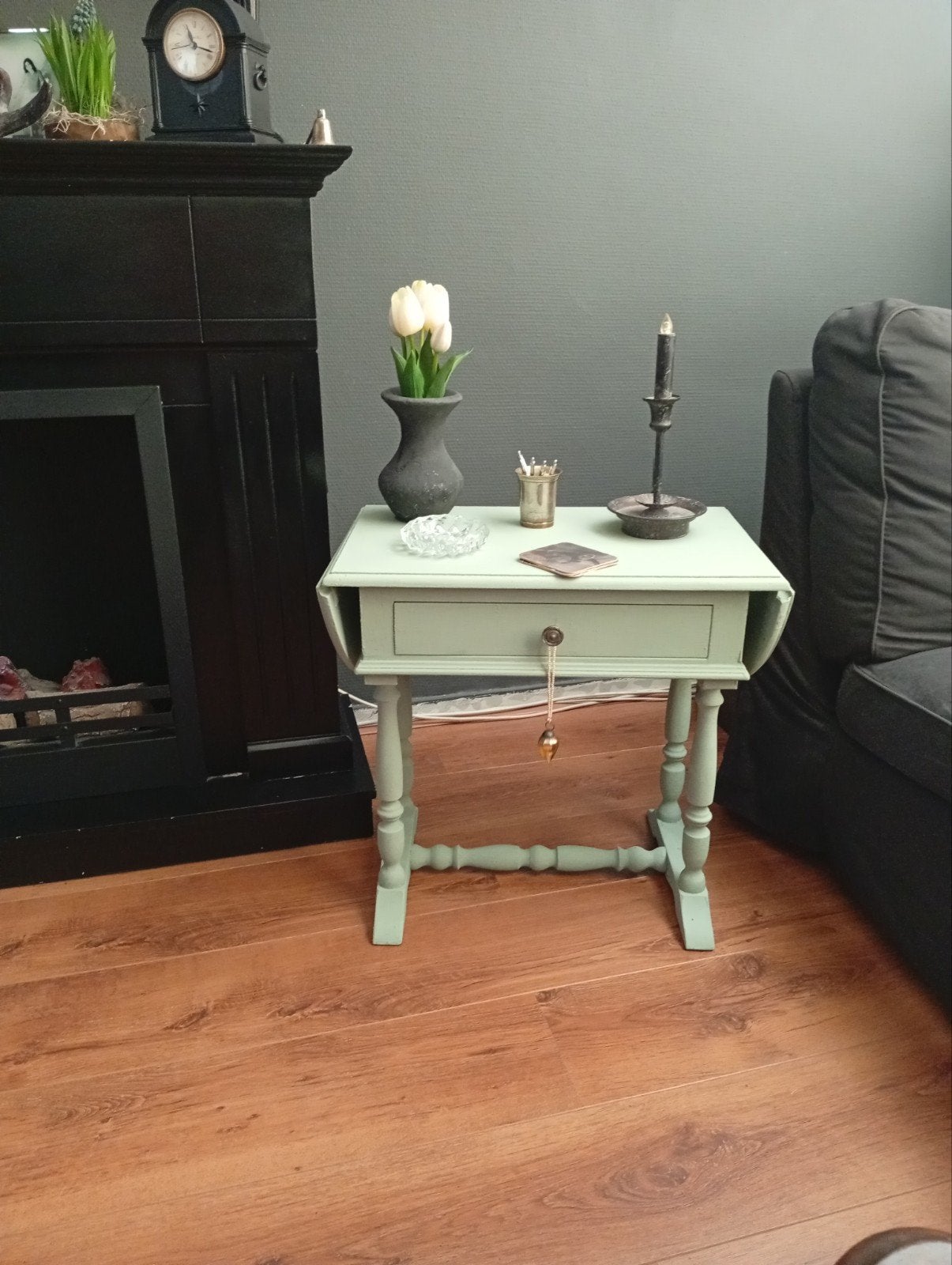 Hangoortafeltje brocante/shabby chique!, Ophalen