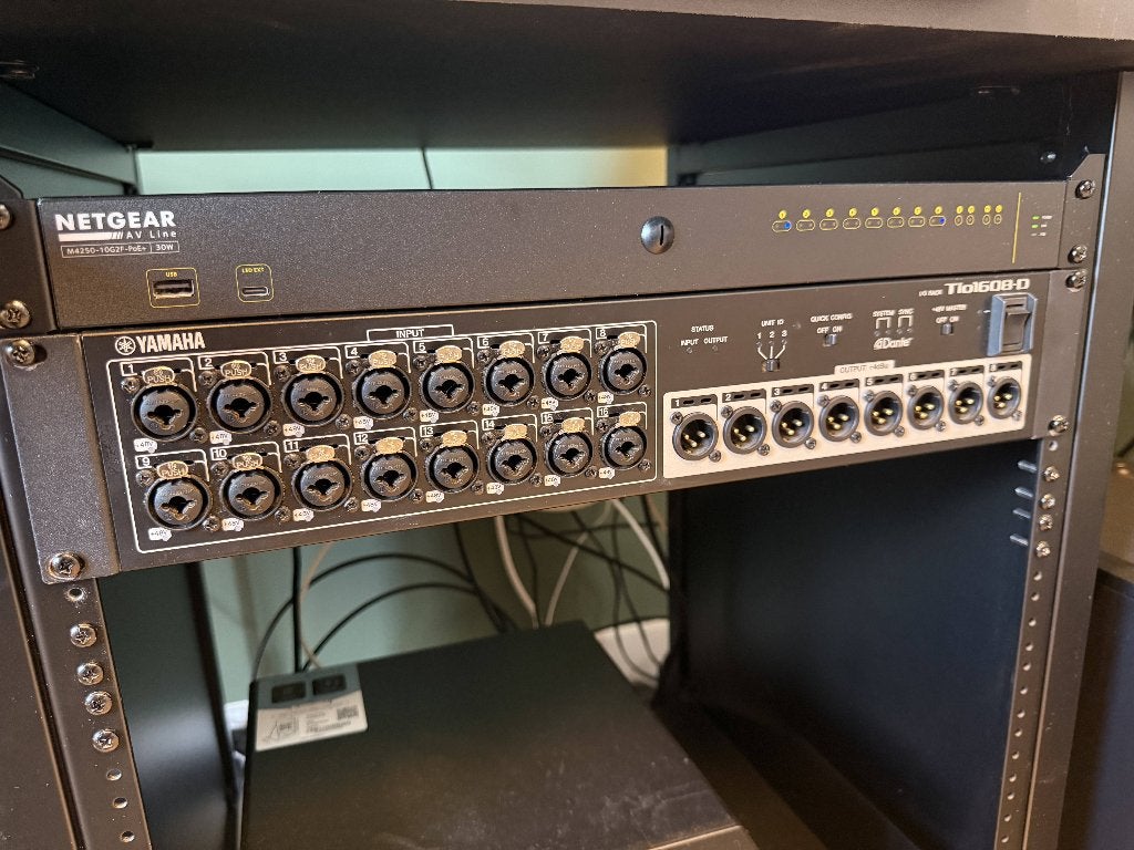Yamaha Tio1608-D audio interface met Dante, Ophalen of Verzenden, Zo goed als nieuw, 20 kanalen of meer