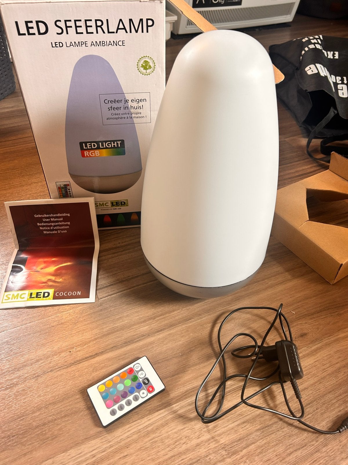 SMC LED Sfeerlamp met Afstandsbediening - RGB Kleur, Overige merken, Gebruikt, Kunststof, Meerkleurig