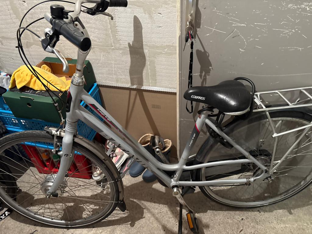 Batavus fiets, Fietsen en Brommers, Ophalen of Verzenden, Zo goed als nieuw, Batavus