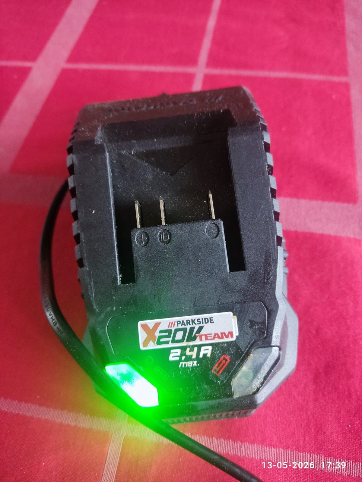 Nieuwe ongebruikte parkside 20v lader, Doe-het-zelf en Verbouw, Ophalen of Verzenden, Nieuw
