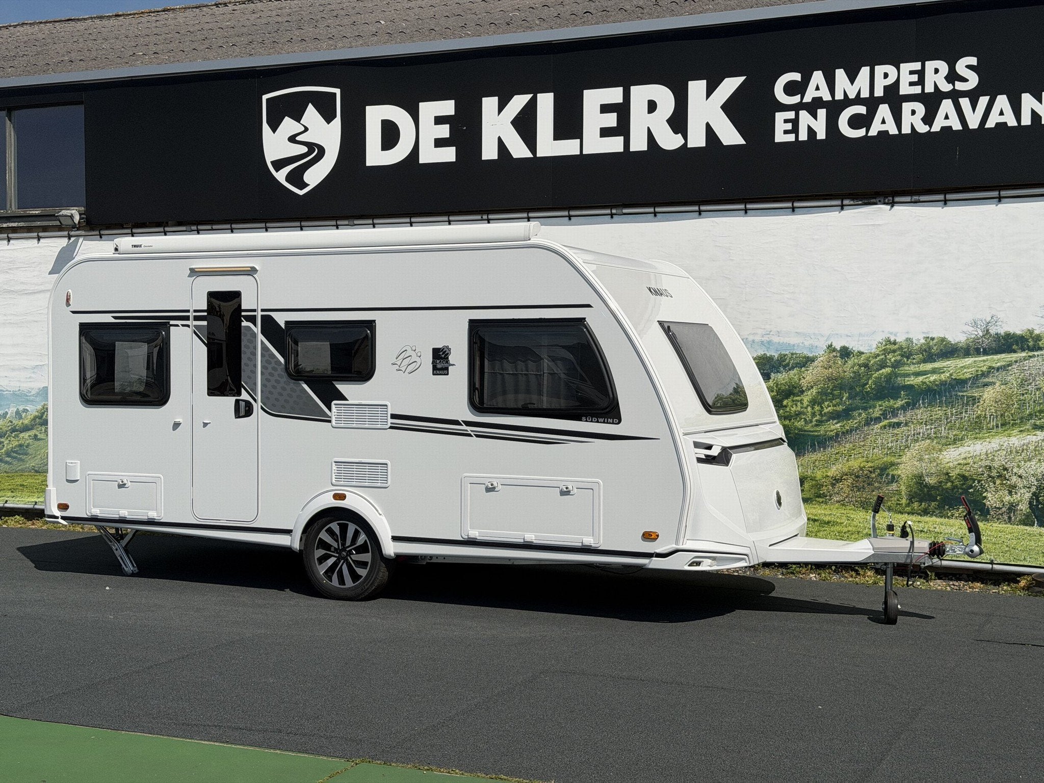 Knaus SUDWIND 460 EU Black Selection / 50% Deals (bj 2026), Bedrijf, Info@deklerkcaravans.nl, 6 tot 7 meter, Knaus