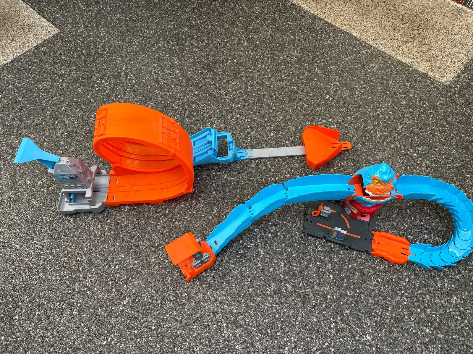Hot Wheels Racebaan met Looping en Gorilla, Racebaan, Ophalen of Verzenden, Zo goed als nieuw, Hot Wheels