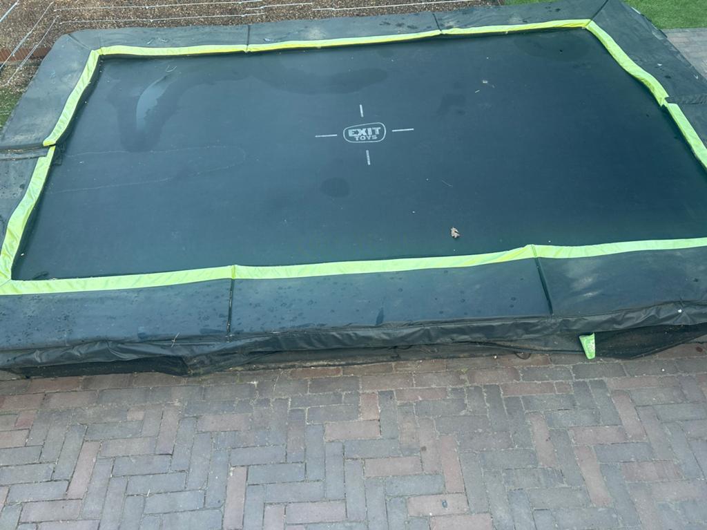Goede trampoline, Ophalen, Gebruikt