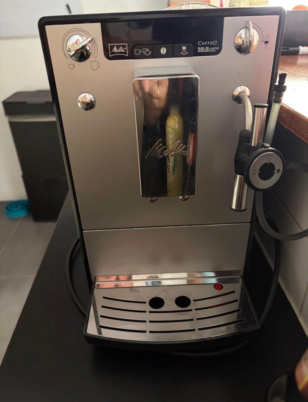 Melitta caffeo solo met melkopschuimer, Ophalen, Gebruikt, Koffiemachine, Koffiebonen