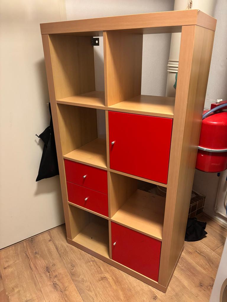 Kallax kast IKEA 4x2 vakken lades en deurtjes, Huis en Inrichting, Kasten | Ladekasten, Gebruikt, Minder dan 100 cm, 25 tot 50 cm