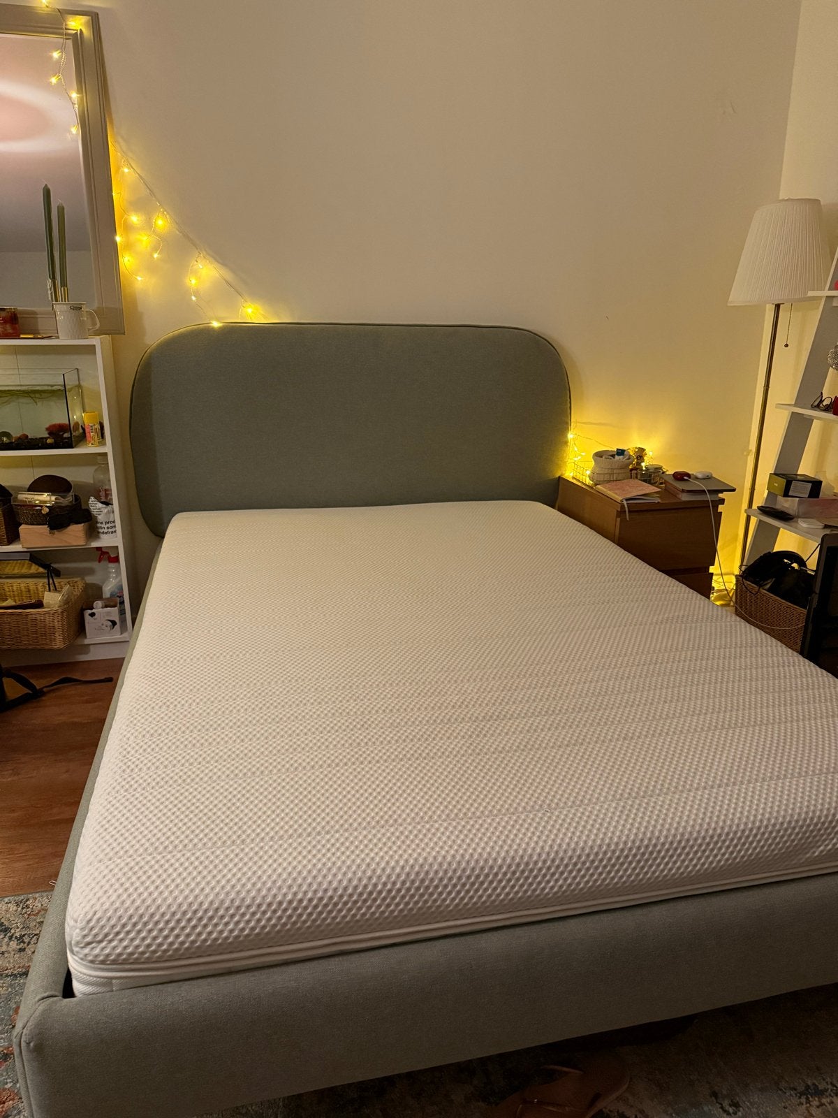 IKEA VADHEIM gestoffeerd bedframe 140x200 cm - Saliegroen, Ophalen, Tweepersoons, 140 cm, Zo goed als nieuw
